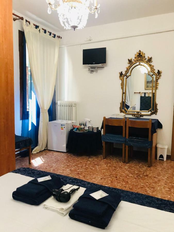 Venice Rainbow酒店 外观 照片